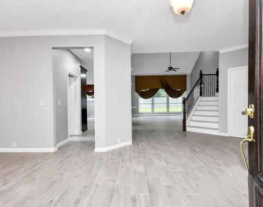 19907 Glen Lake Drive - Photo Thumbnail 4