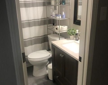7434 W Lambuth Lane - Photo Thumbnail 14