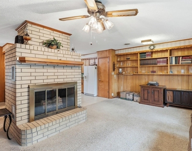 1335 Kathy Avenue - Photo Thumbnail 6