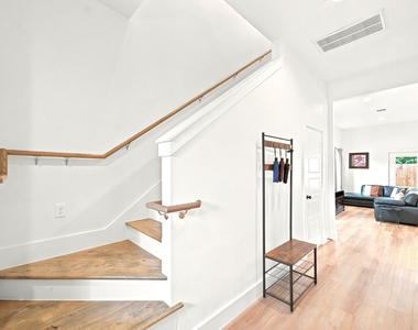 9240 Culver Street - Photo Thumbnail 10
