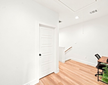 9240 Culver Street - Photo Thumbnail 27