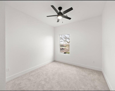 9240 Culver Street - Photo Thumbnail 18