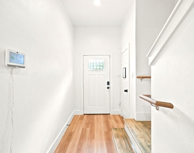 9240 Culver Street - Photo Thumbnail 2