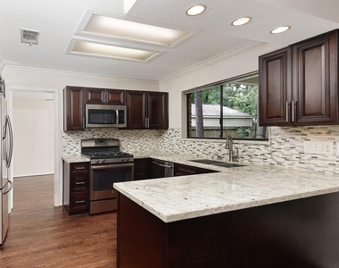 27 Berryfrost Lane - Photo Thumbnail 7
