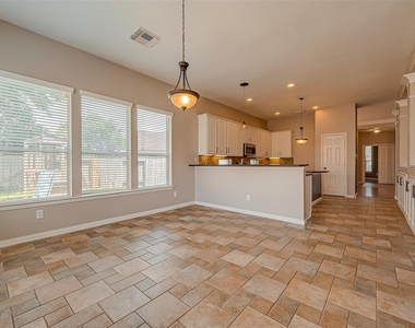 7214 Glenwick Court - Photo Thumbnail 23