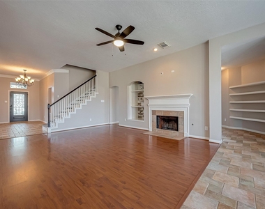 7214 Glenwick Court - Photo Thumbnail 24