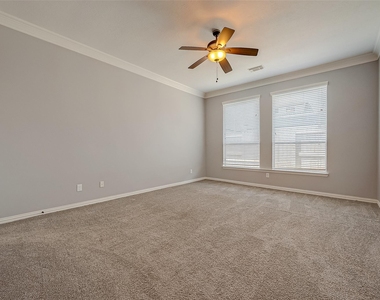 7214 Glenwick Court - Photo Thumbnail 38