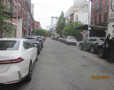 102 South 6th Street - Photo Thumbnail 10