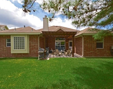 21114 Albany Park Lane - Photo Thumbnail 23