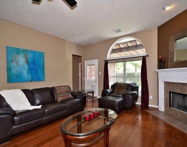 21114 Albany Park Lane - Photo Thumbnail 9
