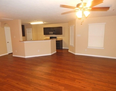 847 Darbydale Crossing Lane - Photo Thumbnail 5