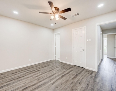 9617 Caffrey Street - Photo Thumbnail 16