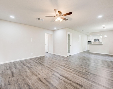 9617 Caffrey Street - Photo Thumbnail 6