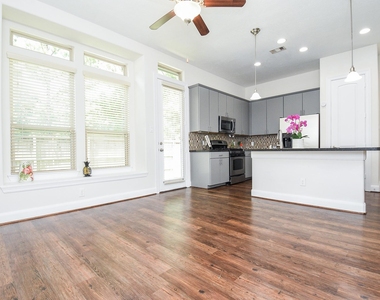 71 Aventura Place - Photo Thumbnail 10