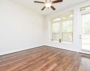 71 Aventura Place - Photo Thumbnail 7