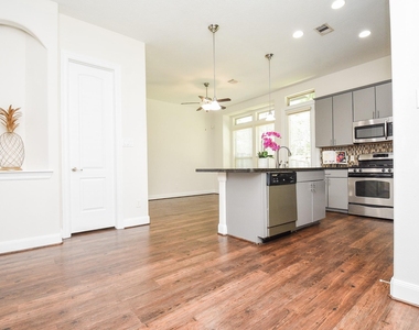 71 Aventura Place - Photo Thumbnail 11
