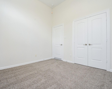 71 Aventura Place - Photo Thumbnail 31