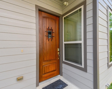 71 Aventura Place - Photo Thumbnail 2