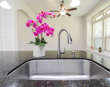 71 Aventura Place - Photo Thumbnail 14