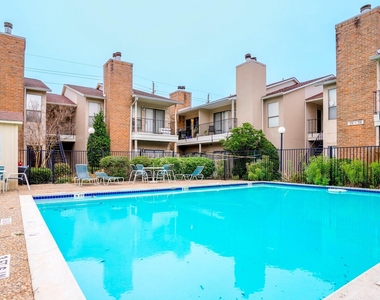 1818 Augusta Drive - Photo Thumbnail 25