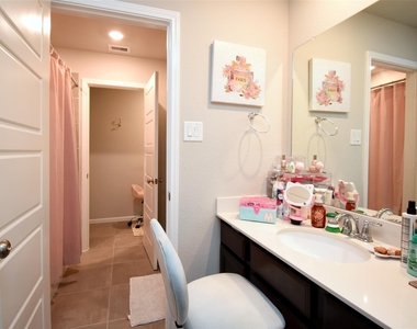 4218 Rocky Plains Lane - Photo Thumbnail 30