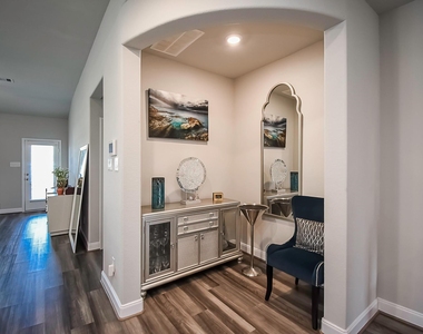 4218 Rocky Plains Lane - Photo Thumbnail 8