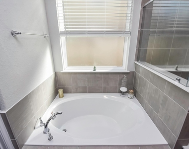 4218 Rocky Plains Lane - Photo Thumbnail 18
