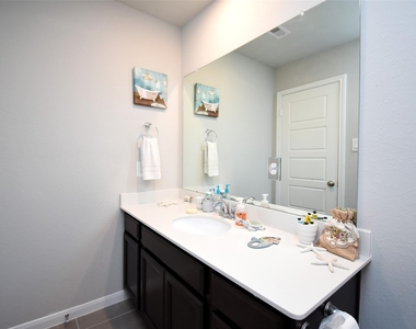 4218 Rocky Plains Lane - Photo Thumbnail 32