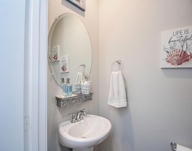 4218 Rocky Plains Lane - Photo Thumbnail 7