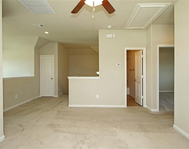 8902 Finnery - Photo Thumbnail 20