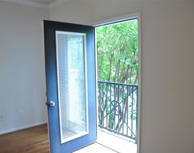 12707 Boheme Drive - Photo Thumbnail 10