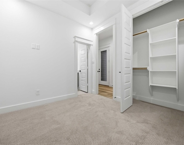 6627 Katarani Drive - Photo Thumbnail 7