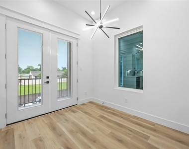 6627 Katarani Drive - Photo Thumbnail 14