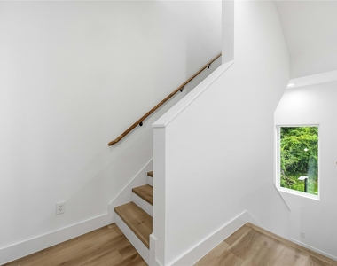6627 Katarani Drive - Photo Thumbnail 9