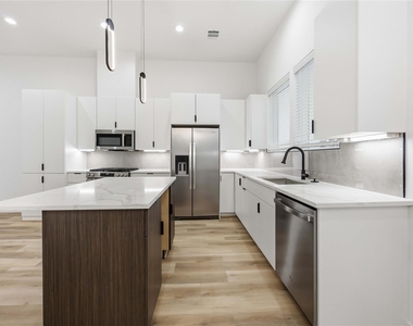6627 Katarani Drive - Photo Thumbnail 13