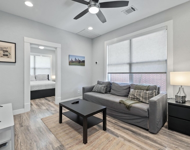 412 Drew Street - Photo Thumbnail 1