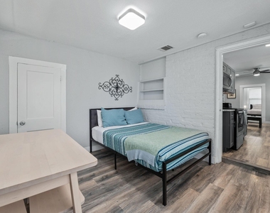 412 Drew Street - Photo Thumbnail 8