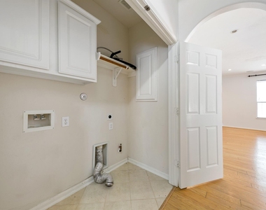 24527 Spring Harbor Drive - Photo Thumbnail 19