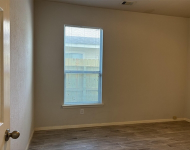 21518 Haylee Way - Photo Thumbnail 20