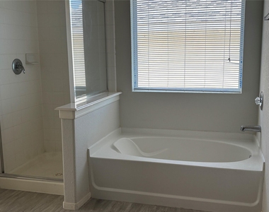 21518 Haylee Way - Photo Thumbnail 24