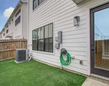 6420 Highland Pine Lane - Photo Thumbnail 30