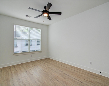 6420 Highland Pine Lane - Photo Thumbnail 22