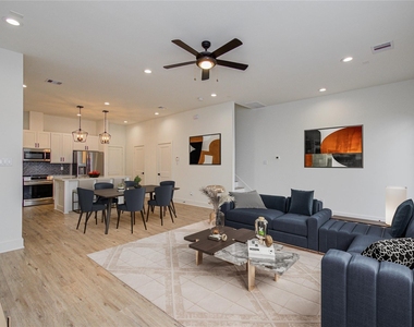 6420 Highland Pine Lane - Photo Thumbnail 5