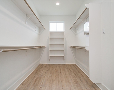 6420 Highland Pine Lane - Photo Thumbnail 21