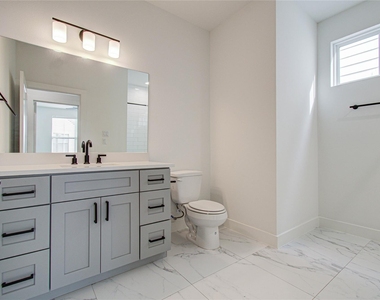 6420 Highland Pine Lane - Photo Thumbnail 26