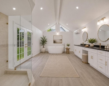 4409 Hillbrook Drive - Photo Thumbnail 25