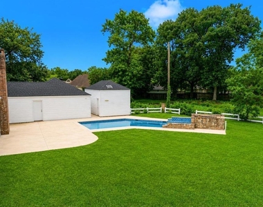 4409 Hillbrook Drive - Photo Thumbnail 45