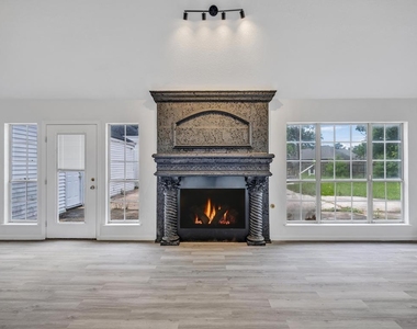 4409 Hillbrook Drive - Photo Thumbnail 19