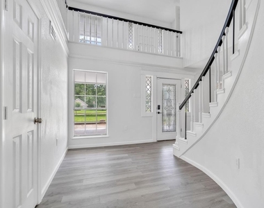 4409 Hillbrook Drive - Photo Thumbnail 11