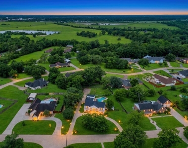 4409 Hillbrook Drive - Photo Thumbnail 40